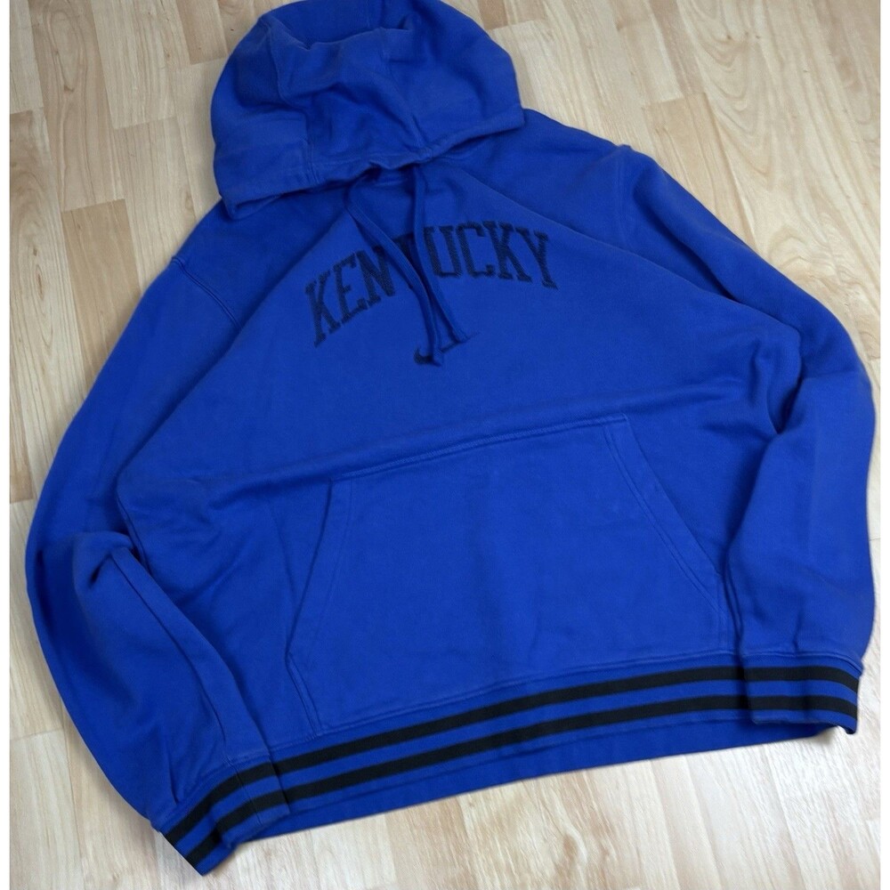 Men’s Nike Center Swoosh Kentucky Wildcats Embroidered Hoodie / Size XL / Blue